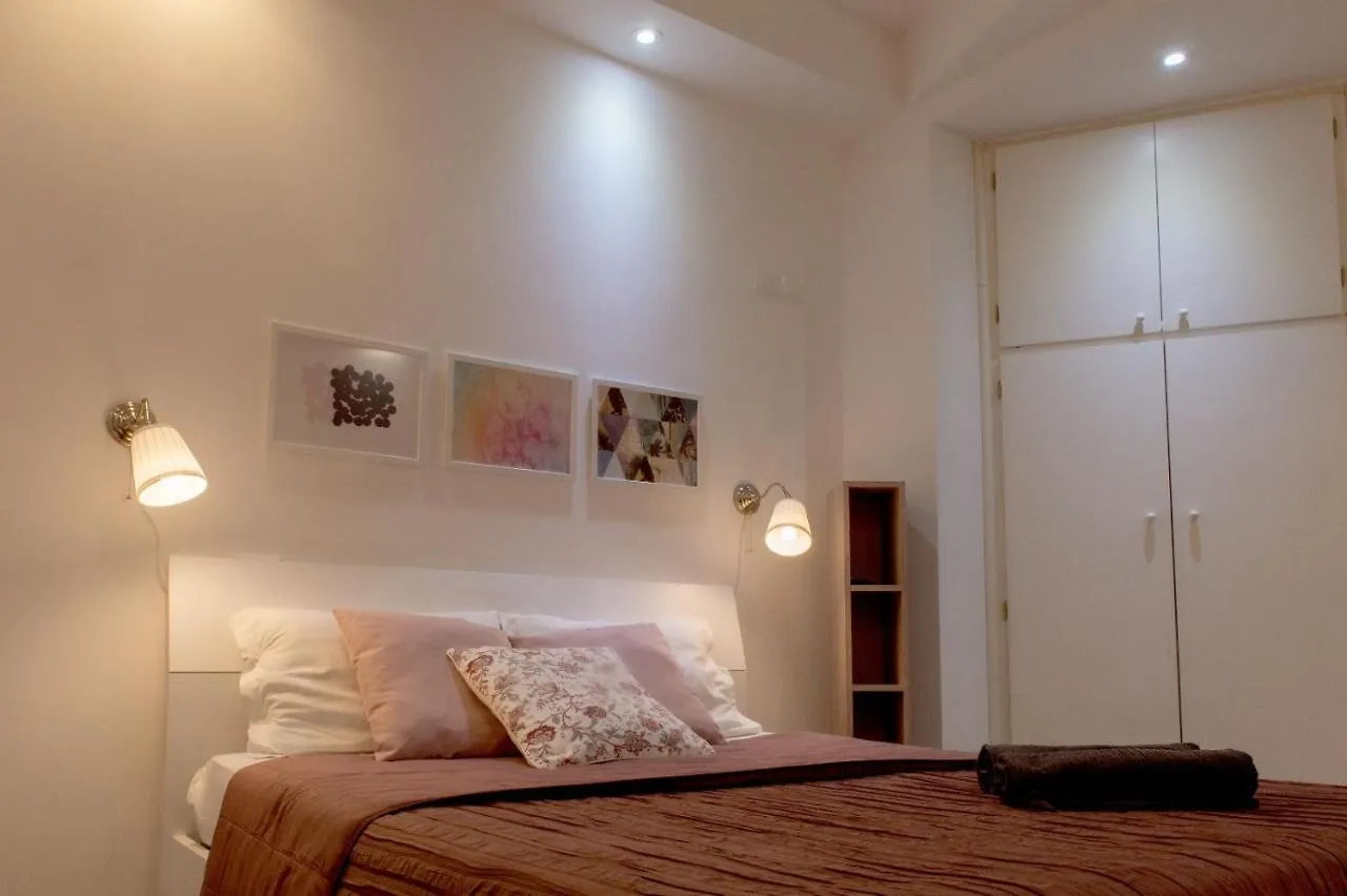 Apartment La Maison In Rome